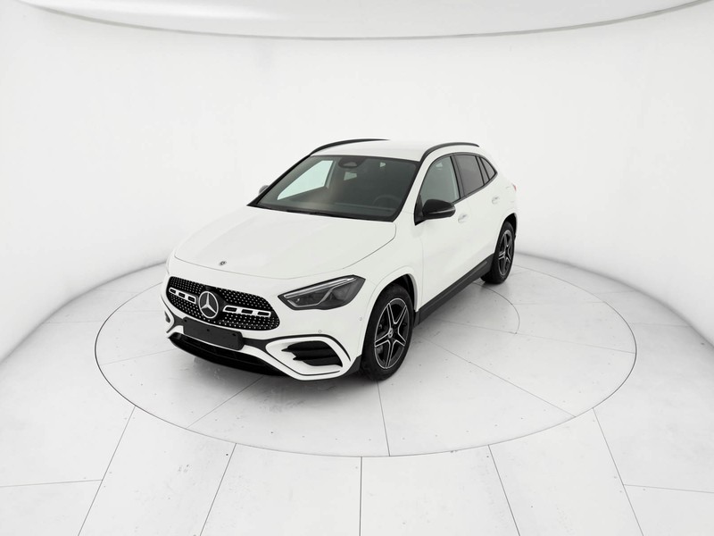 Mercedes GLA 180  d Automatic diesel bianco