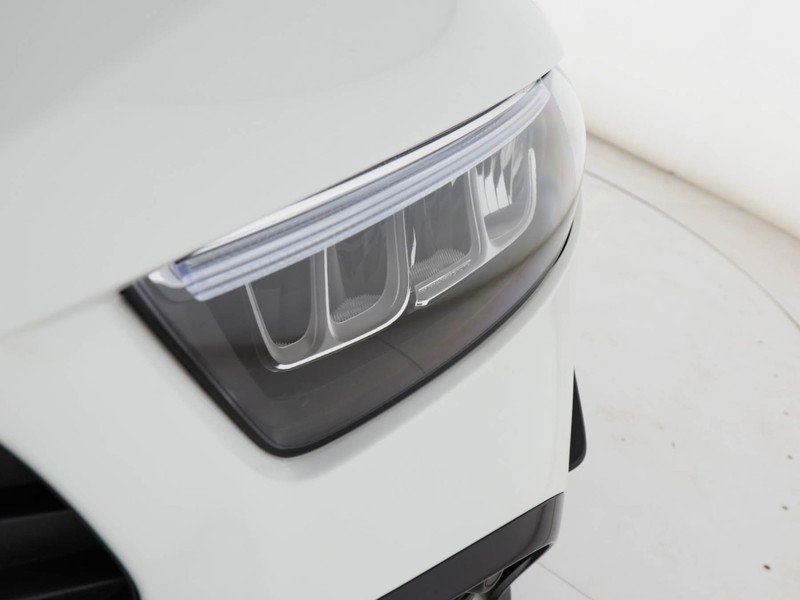 AMG Classe A a amg 35 amg line premium 4matic auto ibrido bianco