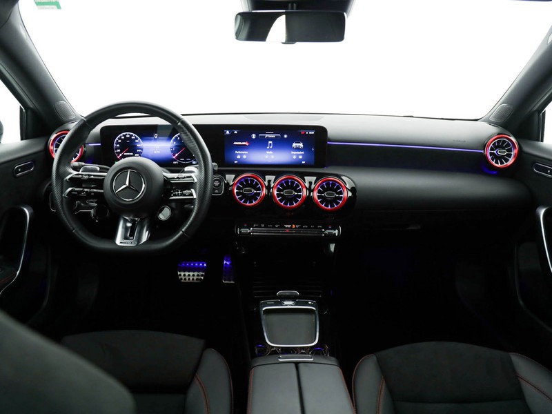 AMG Classe A a amg 35 amg line premium 4matic auto ibrido bianco