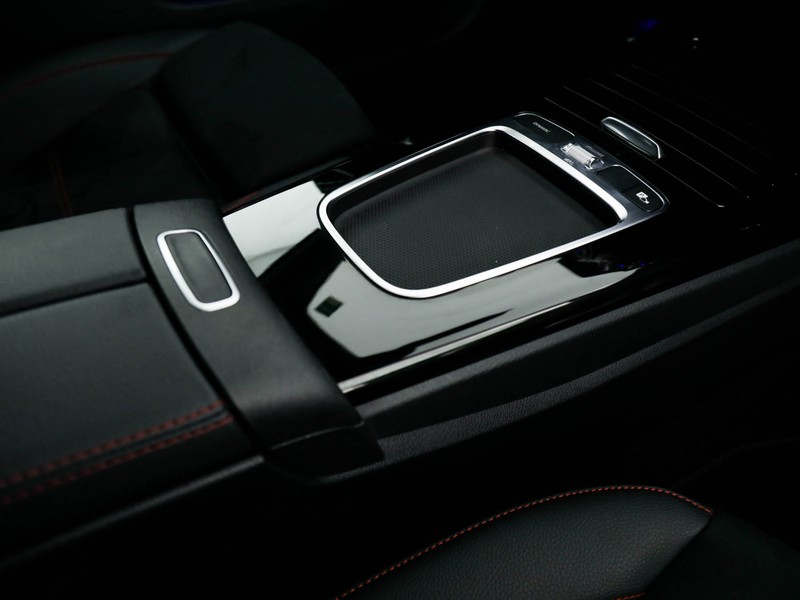 AMG Classe A a amg 35 amg line premium 4matic auto ibrido bianco