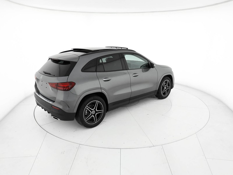 Mercedes GLA 180  d Automatic diesel grigio