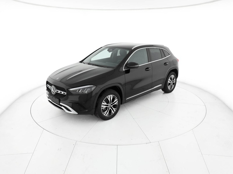 Mercedes GLA 200 d automatic diesel nero