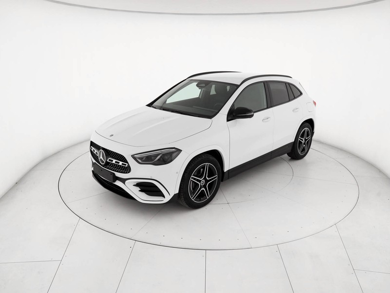 Mercedes GLA 200 d automatic diesel bianco