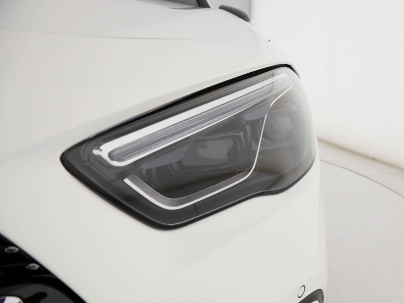 Mercedes GLA 200 d automatic diesel bianco
