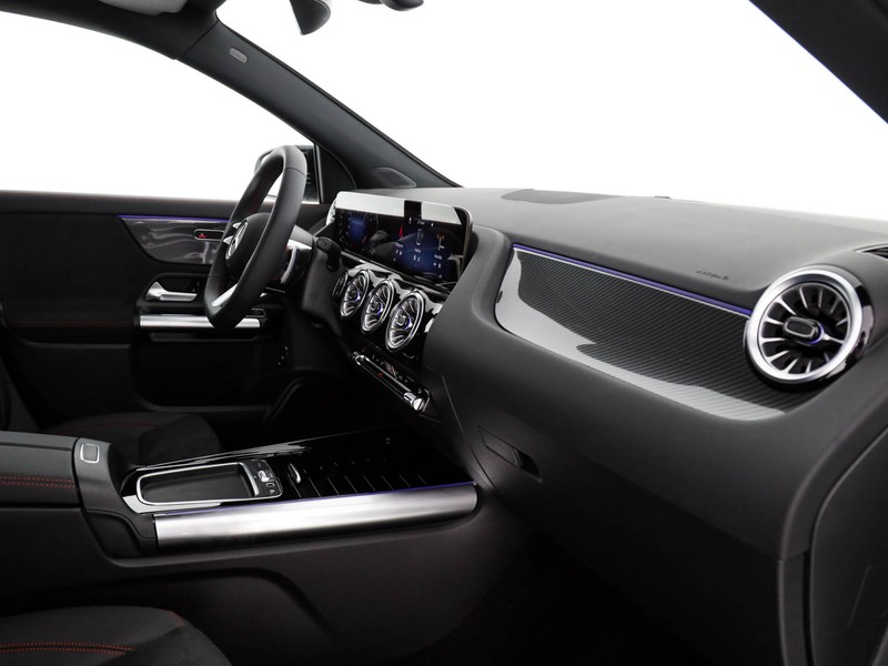 Mercedes GLA 200 d automatic diesel bianco