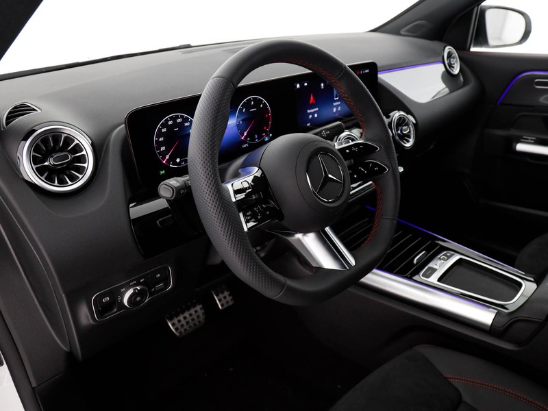 Mercedes GLA 200 d automatic diesel bianco