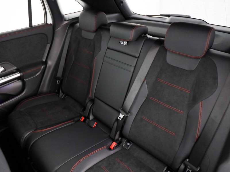 Mercedes GLA 200 d automatic diesel bianco
