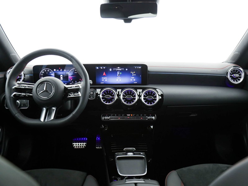 Mercedes CLA Coupè coupe 200 d amg line premium auto diesel grigio