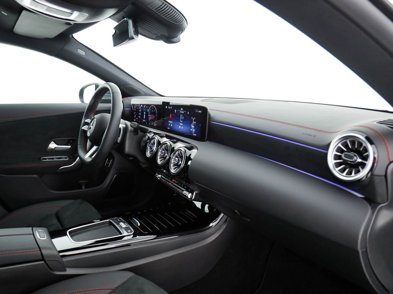 Mercedes CLA Coupè coupe 200 d amg line premium auto diesel grigio