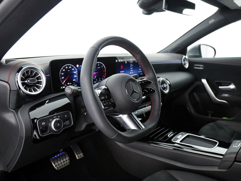 Mercedes CLA Coupè coupe 200 d amg line premium auto diesel grigio