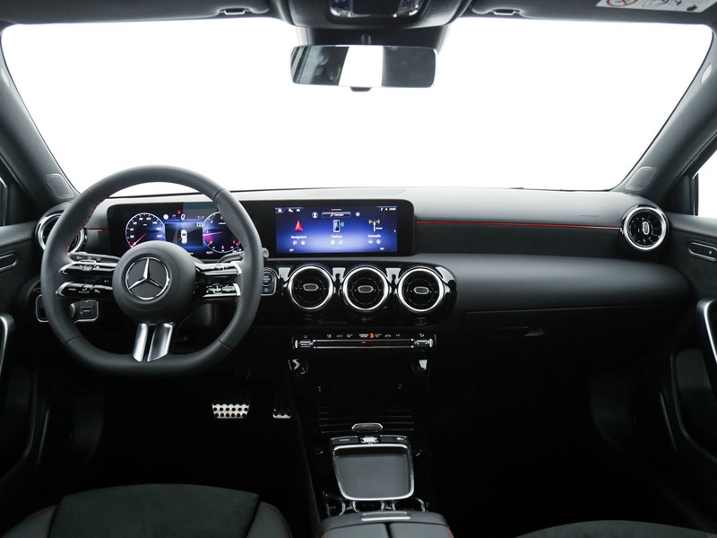 Mercedes Classe A 180 d amg line advanced auto diesel nero