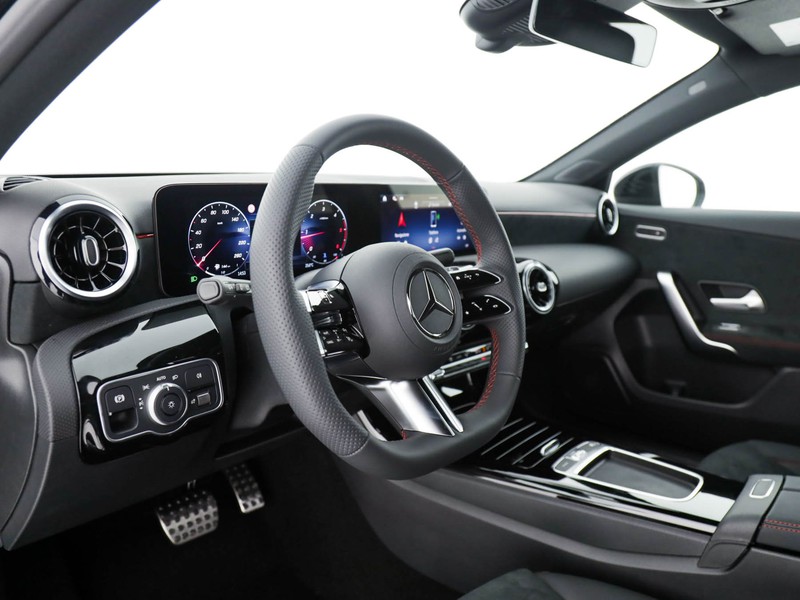 Mercedes Classe A 180 d amg line advanced auto diesel nero