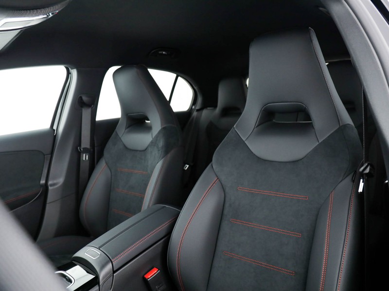 Mercedes Classe A 180 d amg line advanced auto diesel nero