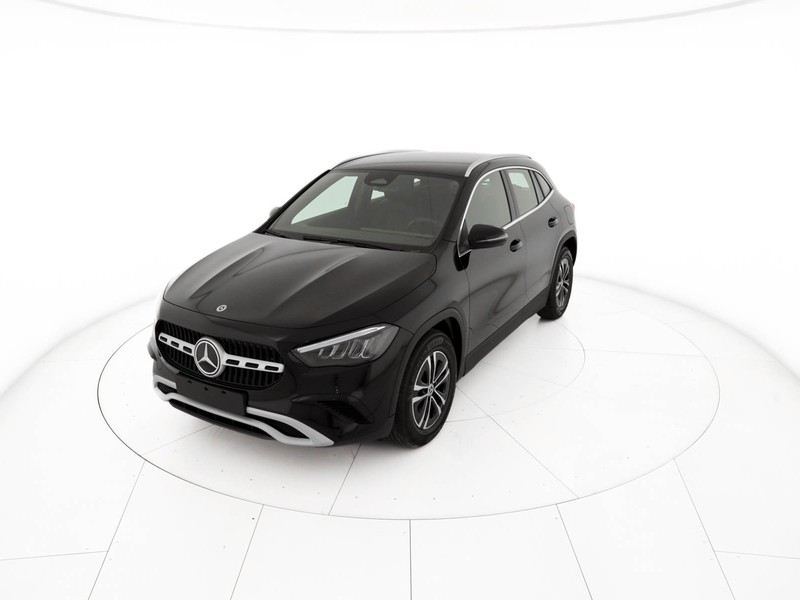 Mercedes GLA 180 Automatic benzina nero