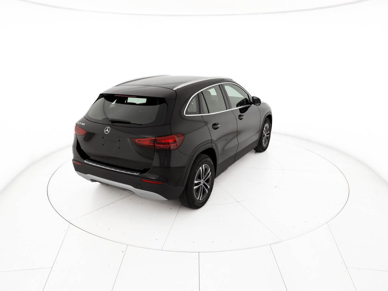 Mercedes GLA 180 Automatic benzina nero