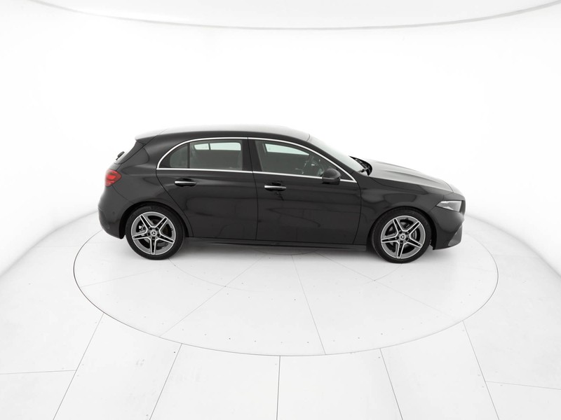 Mercedes Classe A 180 d amg line premium auto diesel nero