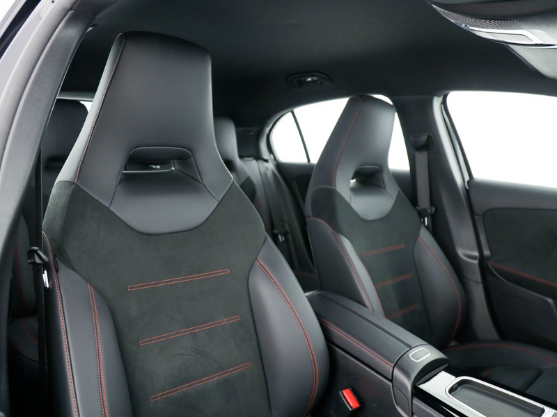 Mercedes Classe A 180 d amg line premium auto diesel nero