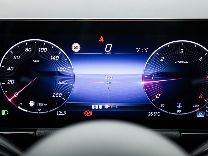 Mercedes GLA 180 d amg line advanced plus auto