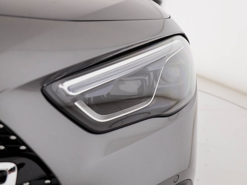 Mercedes GLA 200 d amg line advanced plus 4matic auto