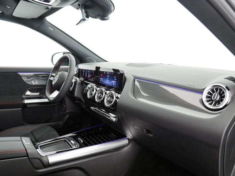 Mercedes GLA 200 d amg line advanced plus 4matic auto