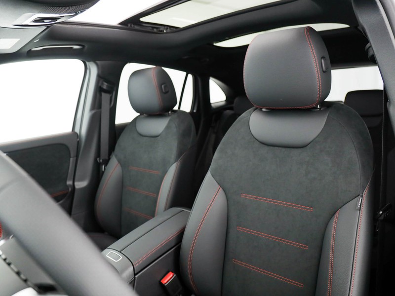 Mercedes GLA 200 d amg line advanced plus 4matic auto