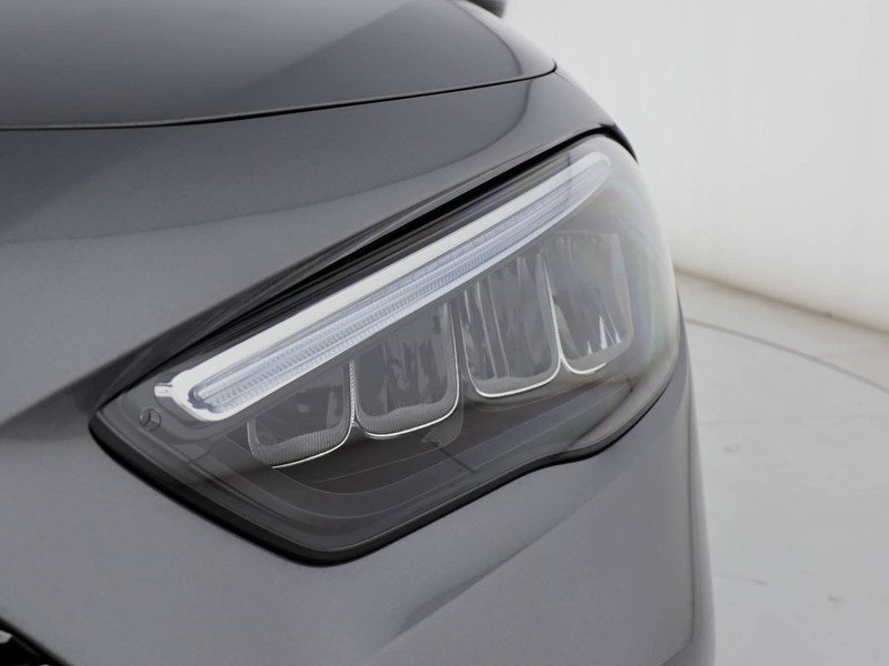 Mercedes GLA 200 d Automatic 4MATIC diesel grigio