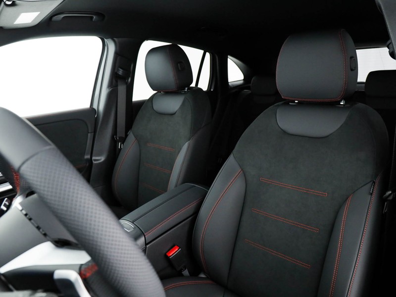Mercedes GLA 200 d Automatic 4MATIC diesel grigio