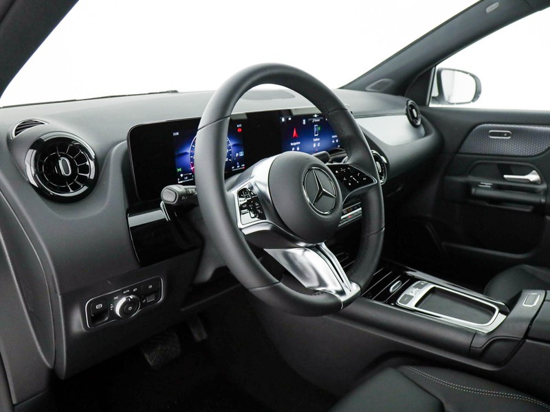 Mercedes GLA 180 Automatic benzina bianco
