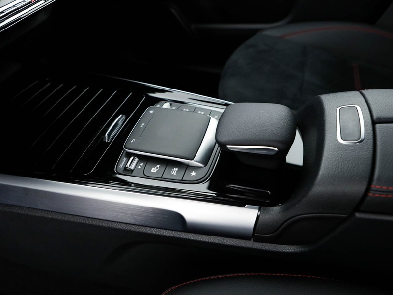 Mercedes GLB 200 d premium 4matic auto diesel nero
