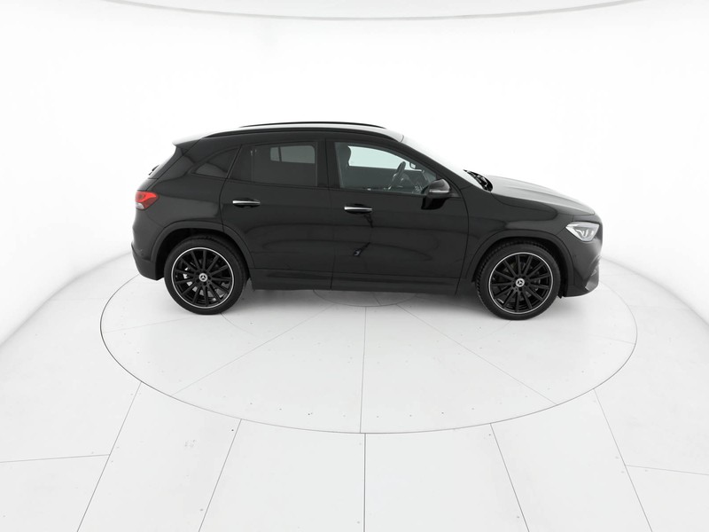 Mercedes GLA 200 d premium auto