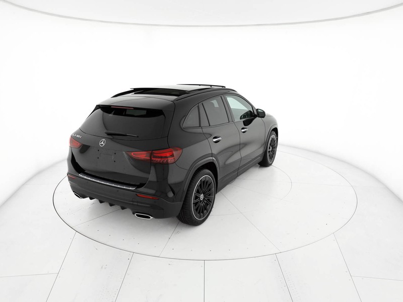 Mercedes GLA 180 d amg line advanced plus auto diesel nero