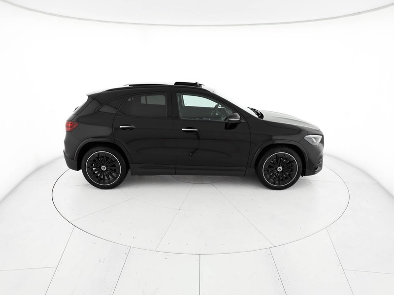 Mercedes GLA 180 d amg line advanced plus auto diesel nero