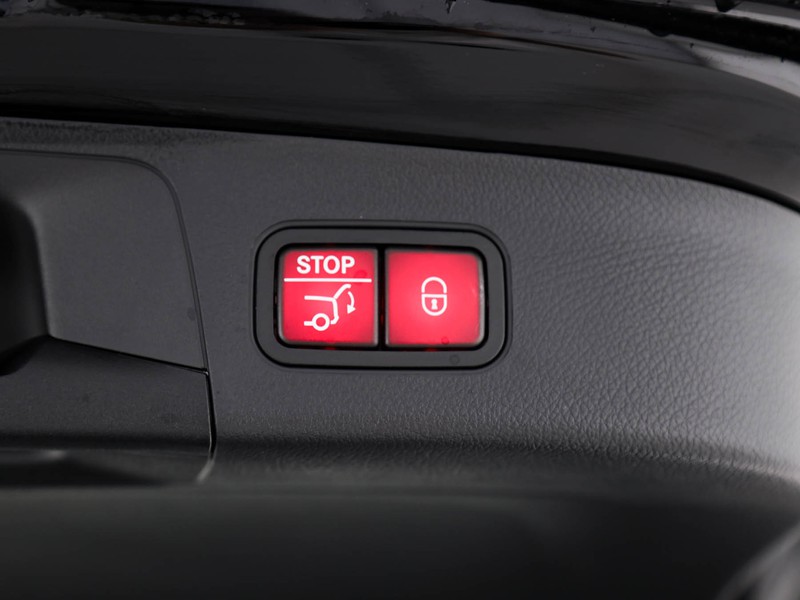 Mercedes GLA 180 d amg line advanced plus auto diesel nero