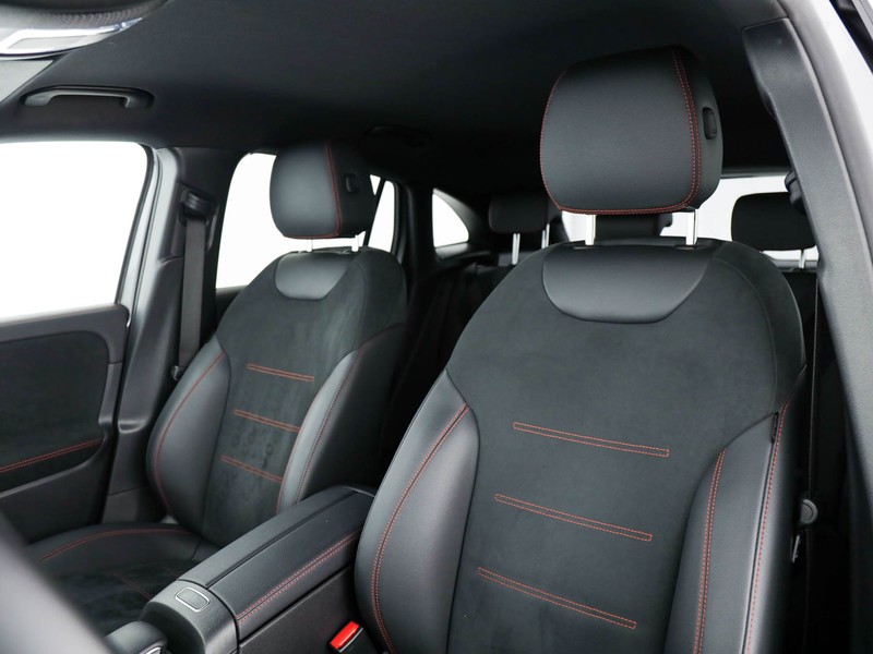 Mercedes GLA 200 d premium 4matic auto diesel argento
