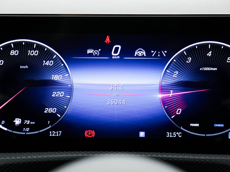 Mercedes Classe A 180 amg line advanced plus auto ibrido bianco
