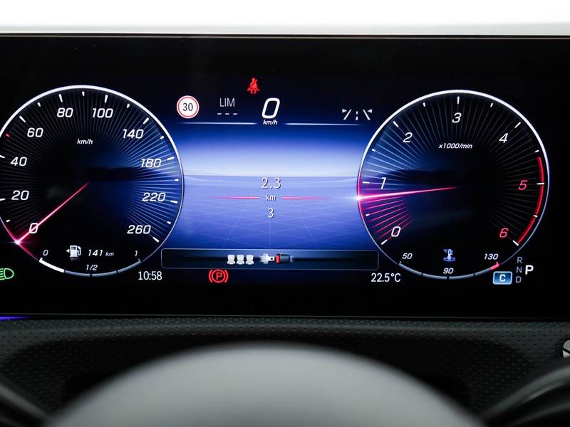 Mercedes Classe A 180 d amg line advanced plus auto