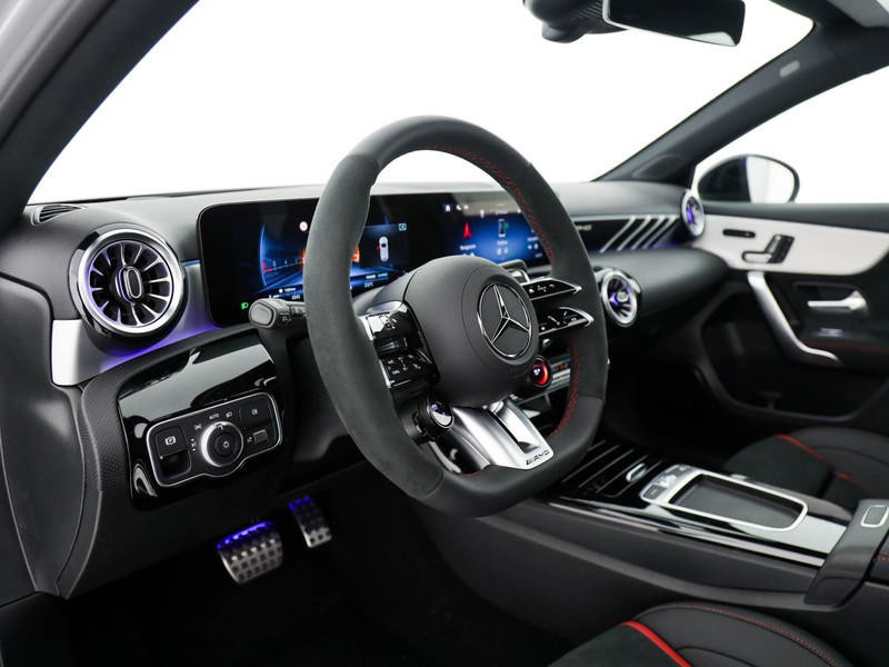 AMG Classe A a amg 35 amg line premium 4matic auto