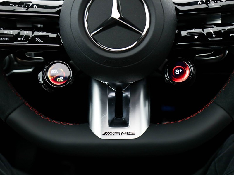AMG Classe A a amg 35 amg line premium 4matic auto