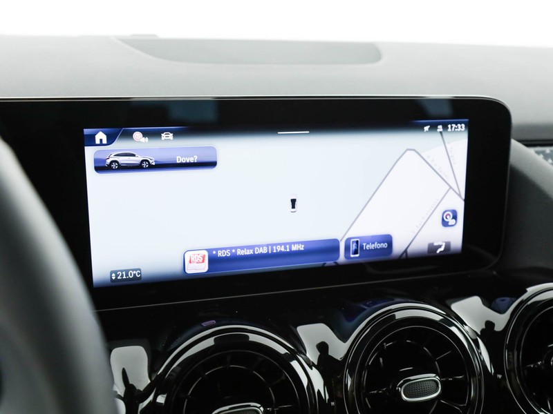 Mercedes GLA 180 executive auto ibrido bianco
