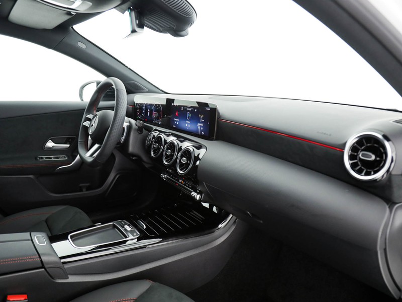 Mercedes Classe A 180 d amg line advanced auto