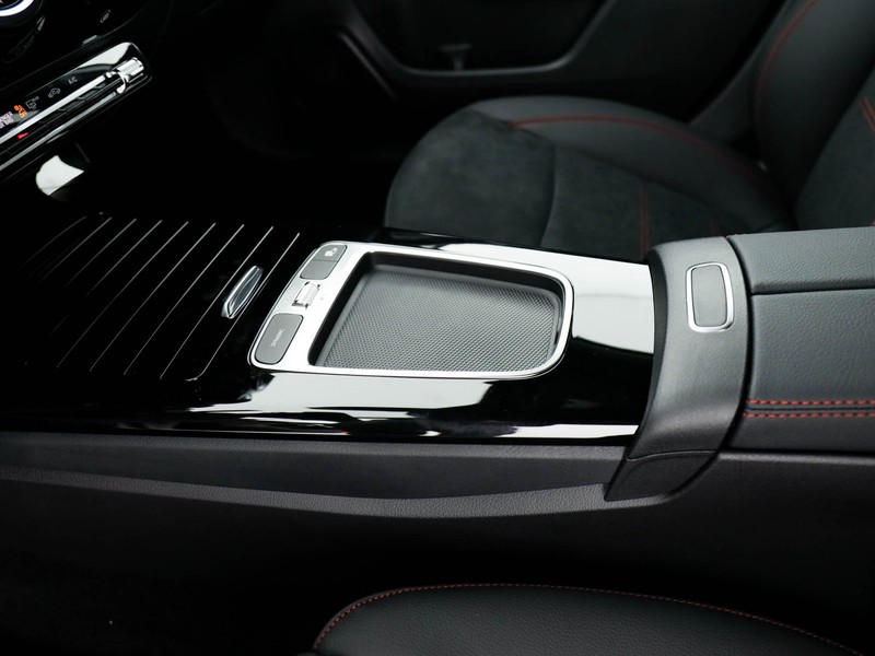Mercedes Classe A 180 d amg line advanced auto