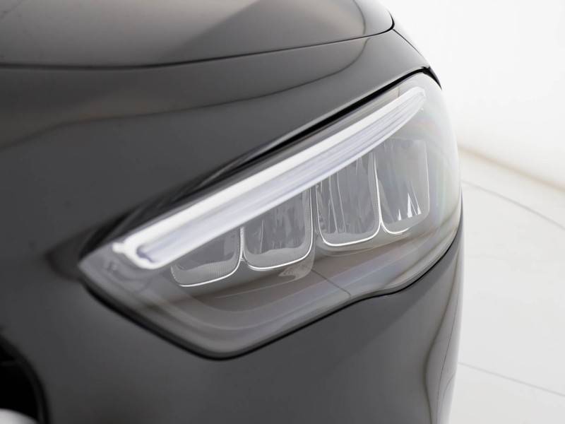 Mercedes GLA 180 executive auto benzina nero