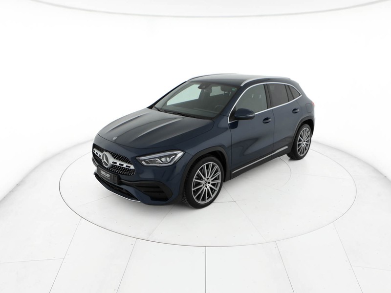 Mercedes GLA 200 d premium auto