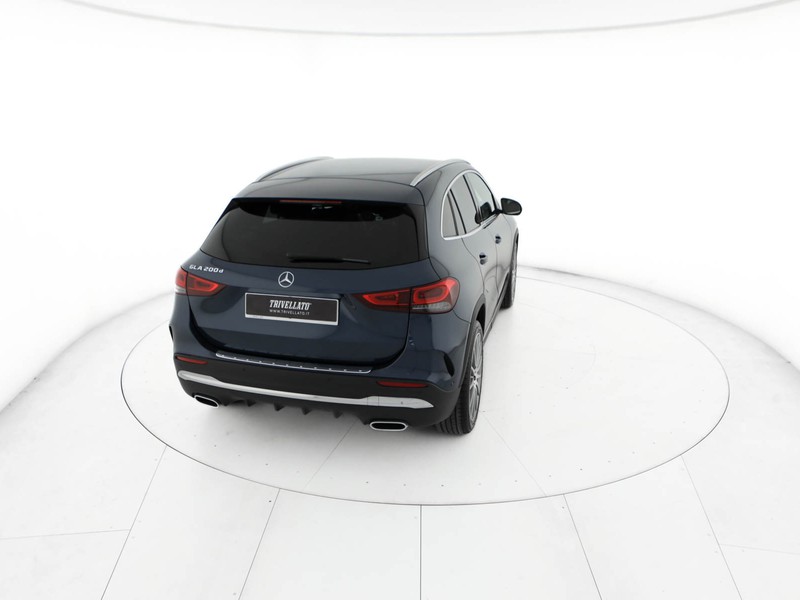 Mercedes GLA 200 d premium auto