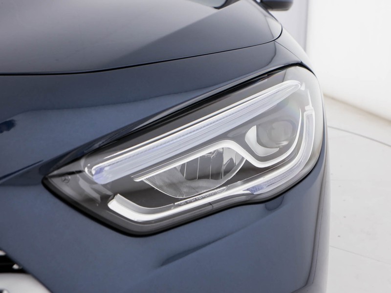 Mercedes GLA 200 d premium auto