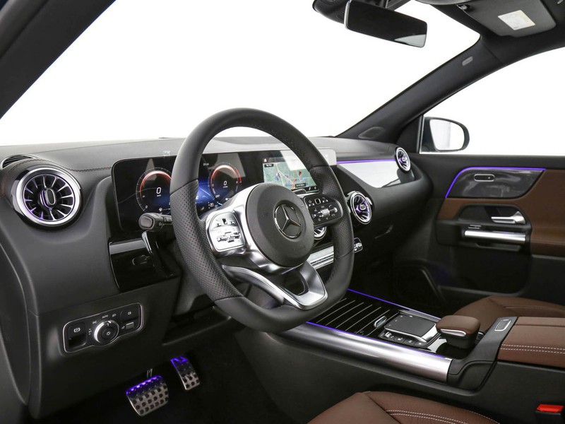 Mercedes GLA 200 d premium auto