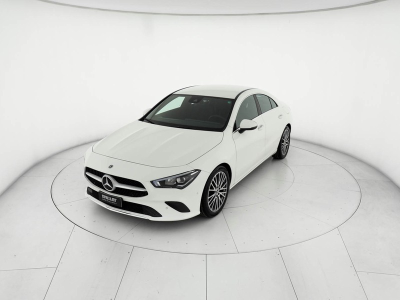 Mercedes CLA Coupè coupe 180 sport auto benzina bianco