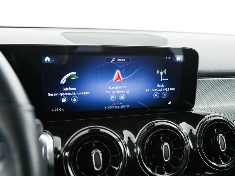 Mercedes GLB 200 d executive auto diesel argento