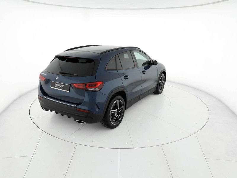Mercedes GLA 180 d premium auto diesel blu/azzurro