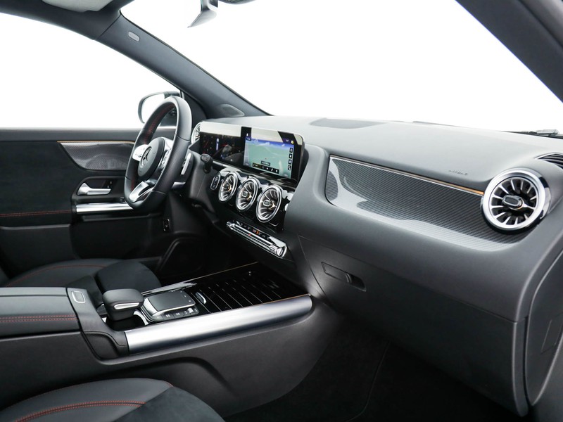 Mercedes GLA 180 d premium auto diesel blu/azzurro